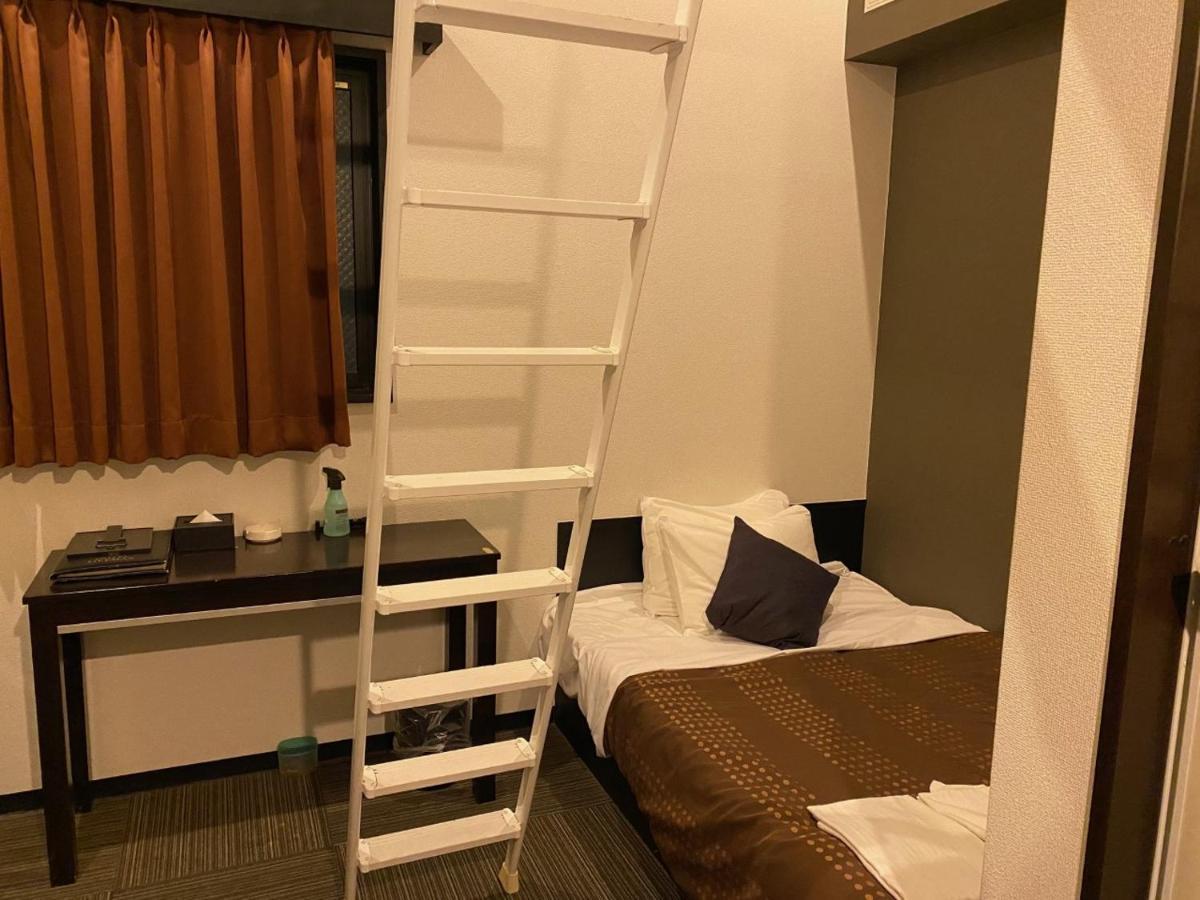HOTEL LiVEMAX BUDGET Esaka Suita Eksteriør billede