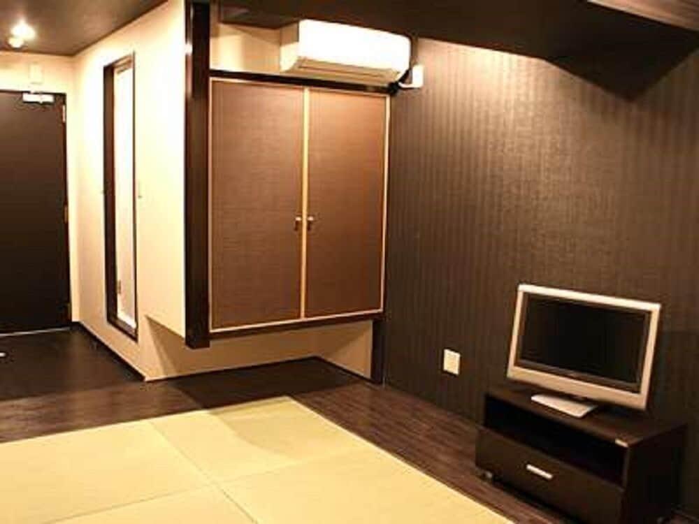 HOTEL LiVEMAX BUDGET Esaka Suita Eksteriør billede