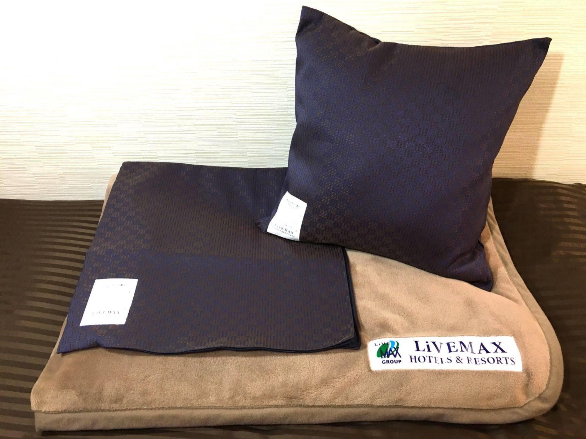 HOTEL LiVEMAX BUDGET Esaka Suita Eksteriør billede